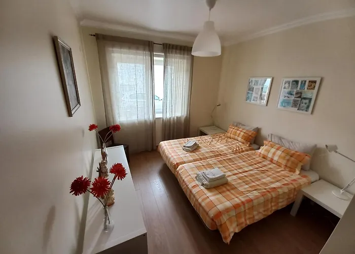 Villa Villasferrel - Flowerpot House Ferrel (Leiria)